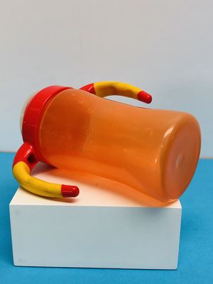 Ελεύθερο μη χύσιμο BPA 9 μήνας φλυτζάνι Sippy μωρών παιδιών 7 ουγγιών